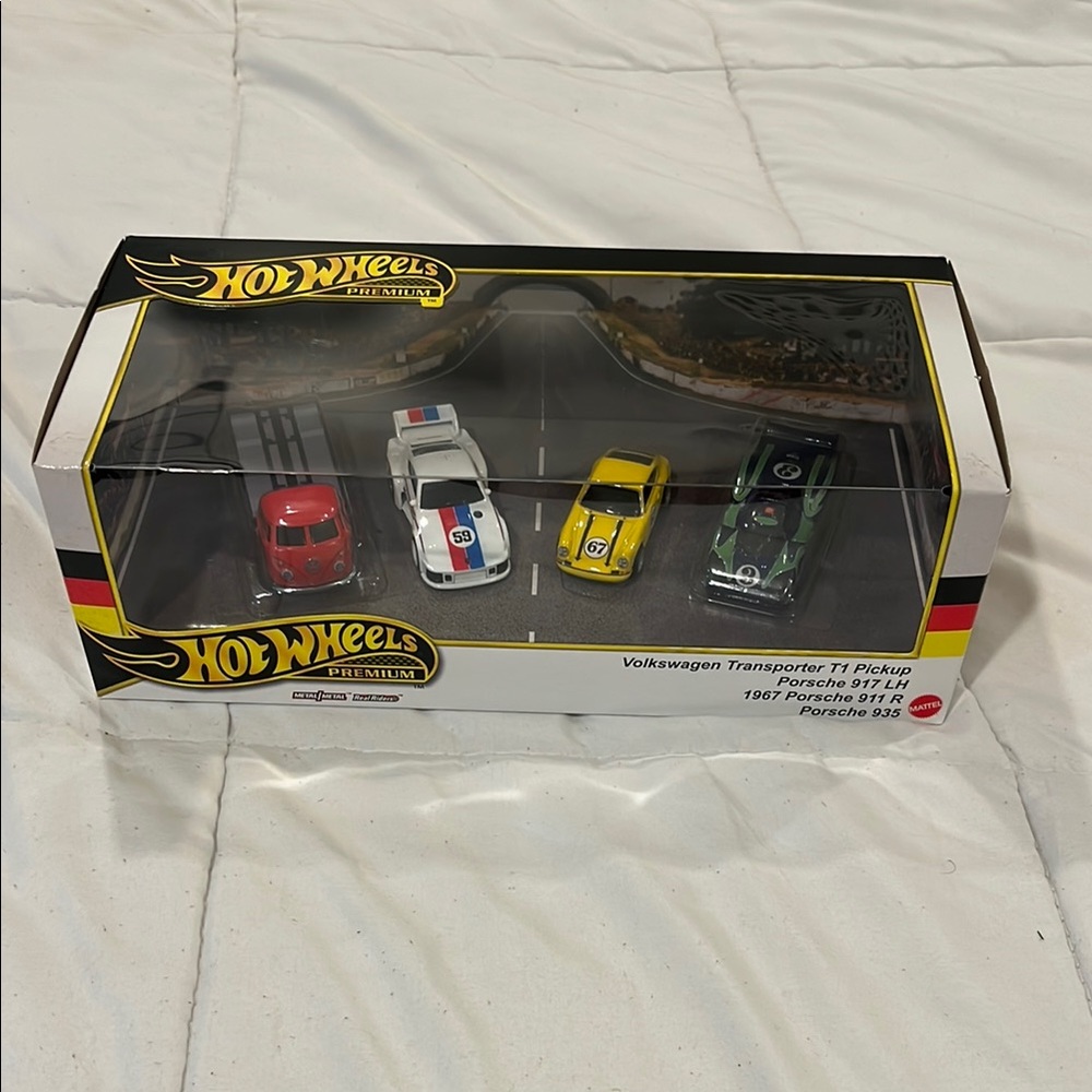 Hot Wheels HRT54 Premium Collector Set